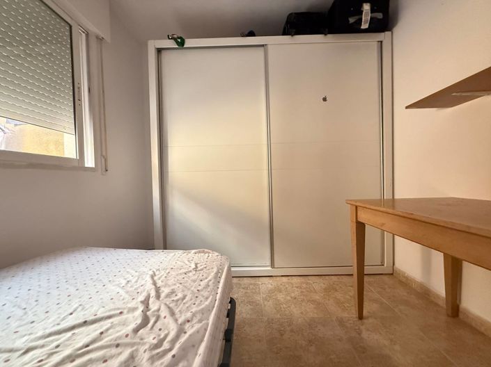 Image No.8-5 Bed Townhouse for sale