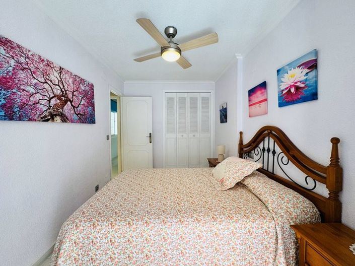 Image No.21-2 Bed Townhouse for sale