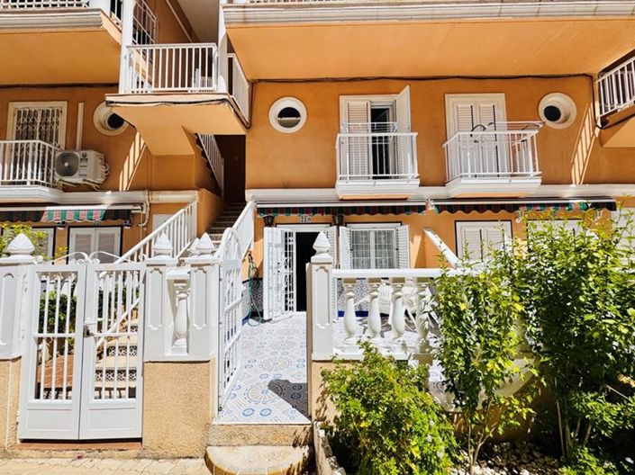 Image No.7-2 Bed Townhouse for sale