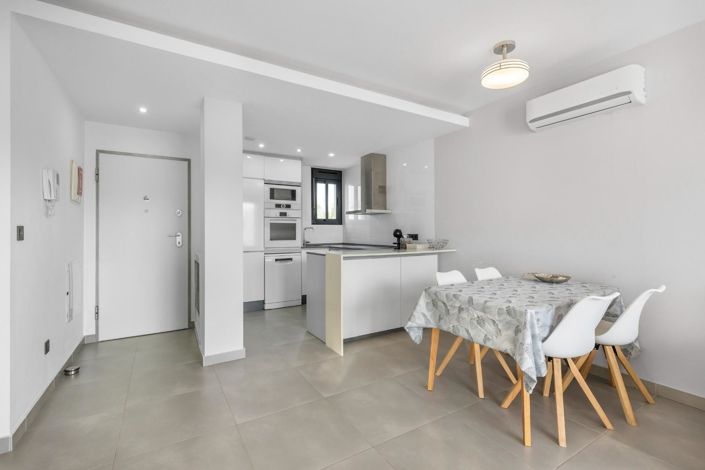 Image No.8-2 Bed Bungalow for sale