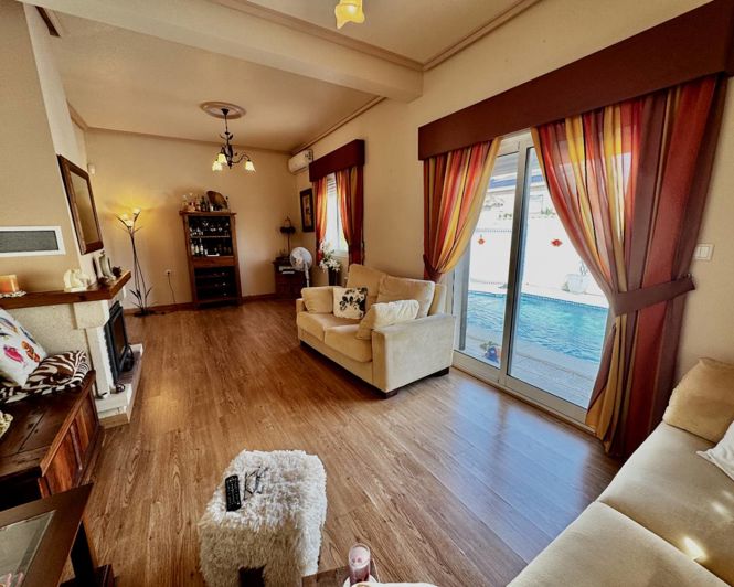 Image No.9-3 Bed Villa for sale