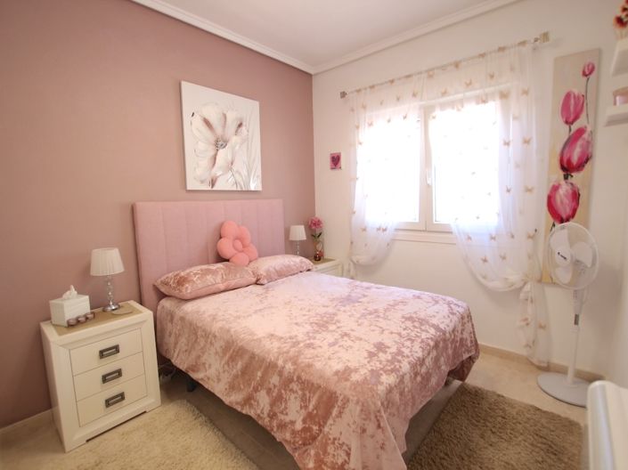 Image No.22-3 Bed Villa for sale