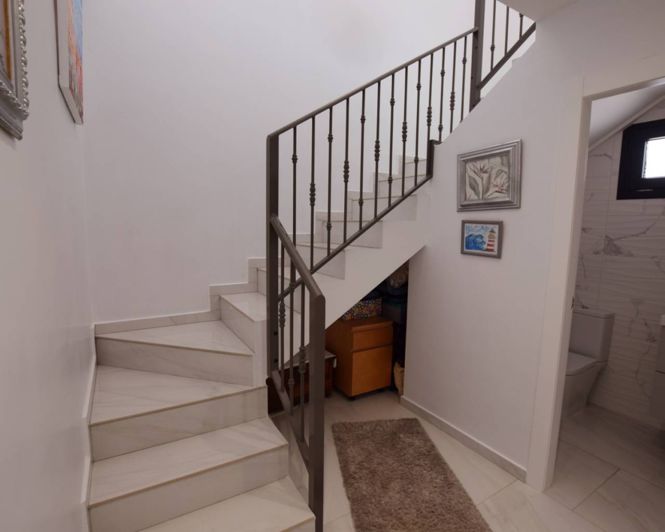 Image No.20-3 Bed Villa for sale