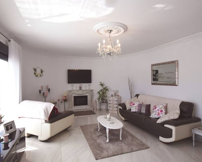 Image No.6-3 Bed Villa for sale