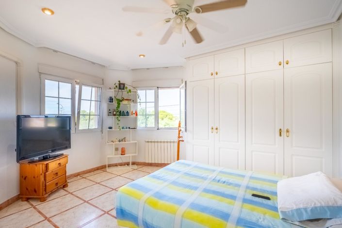 Image No.32-6 Bed Villa for sale