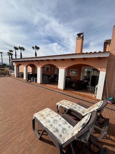 Image No.1-3 Bed Country House for sale