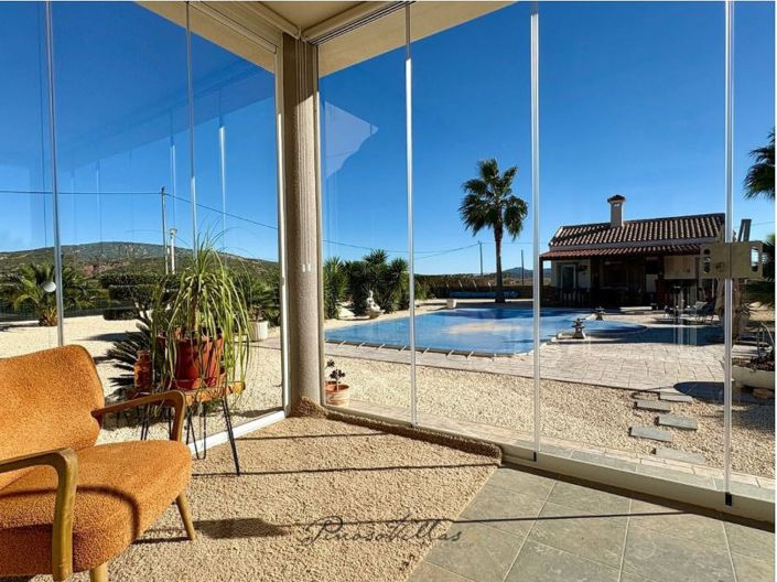 Image No.15-Villa de 4 chambres à vendre à Pinoso