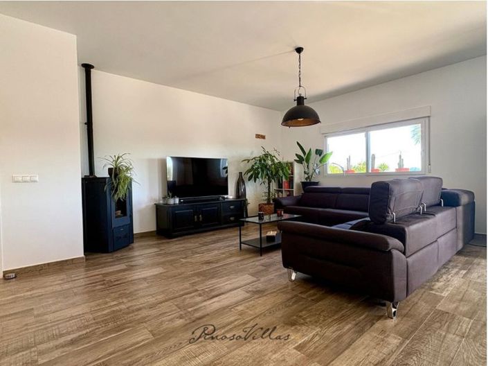 Image No.20-Villa de 4 chambres à vendre à Pinoso