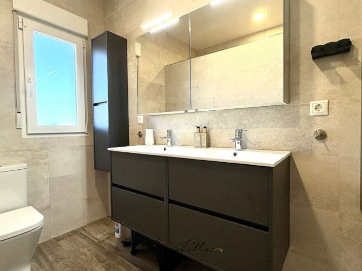 Image No.50-Villa de 4 chambres à vendre à Pinoso