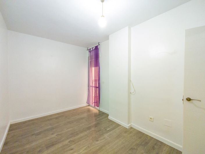 Image No.11-3 Bed Apartment for sale