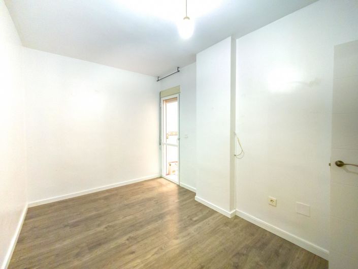 Image No.16-3 Bed Apartment for sale