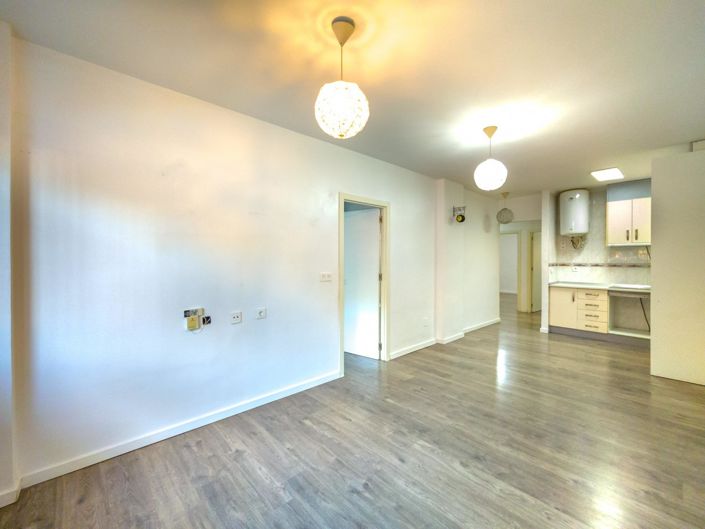 Image No.5-3 Bed Apartment for sale