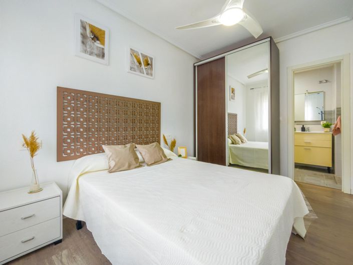 Image No.9-3 Bed Apartment for sale