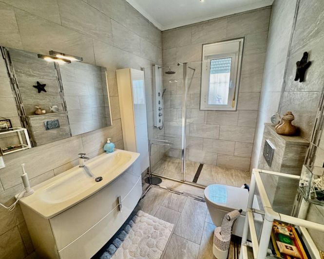 Image No.16-3 Bed Villa for sale