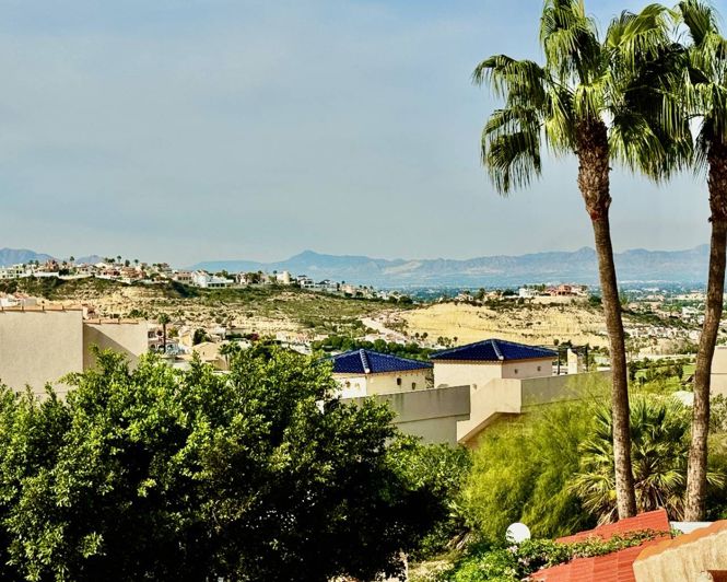 Image No.18-3 Bed Villa for sale