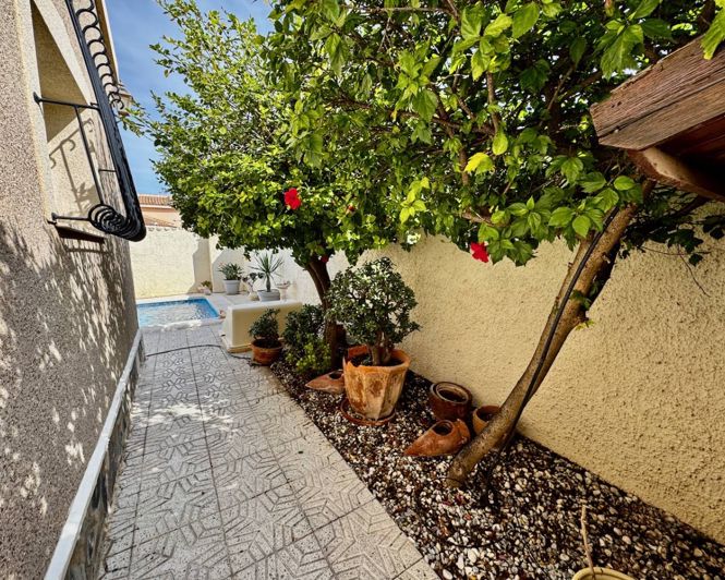 Image No.23-3 Bed Villa for sale