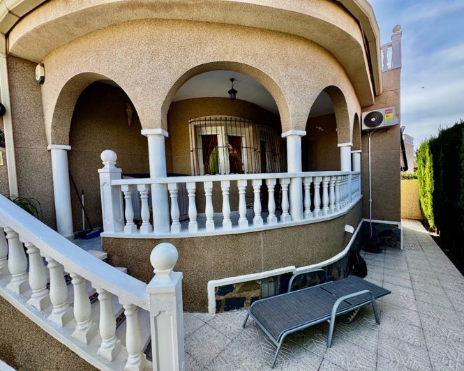 Image No.27-3 Bed Villa for sale