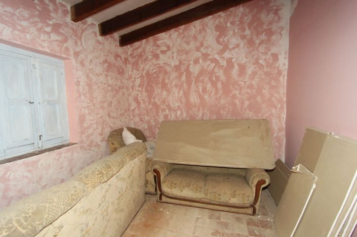 Image No.17-7 Bed Country House for sale