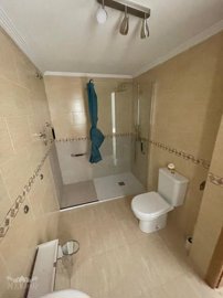 61421f45e30b-86b8-420d-8d3c-24264a203b79