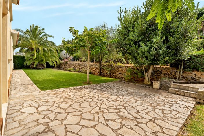 Image No.10-4 Bed Villa for sale