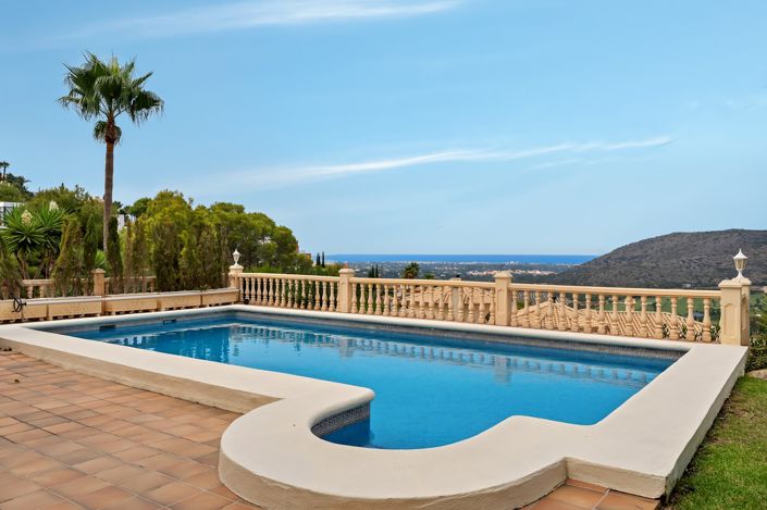 Image No.14-4 Bed Villa for sale