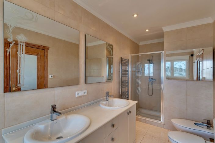 Image No.24-4 Bed Villa for sale