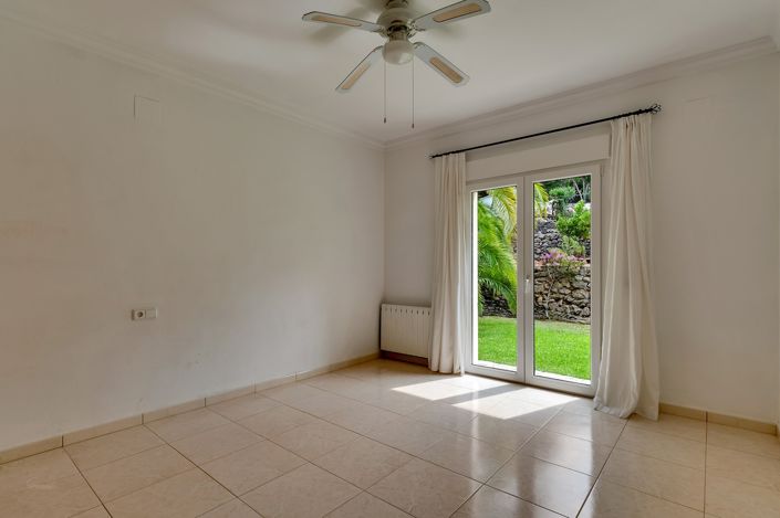 Image No.30-4 Bed Villa for sale