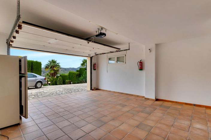 Image No.34-4 Bed Villa for sale