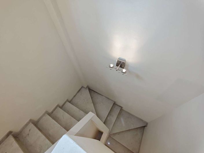 Image No.25-4 Bed Villa for sale