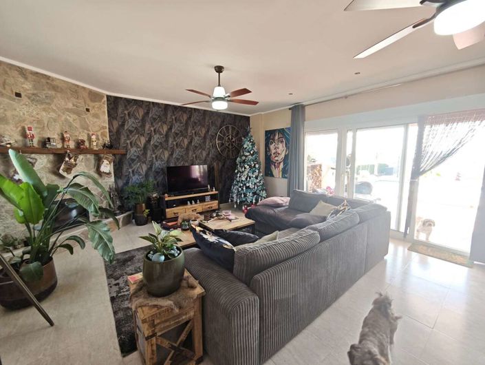 Image No.17-3 Bed Villa for sale