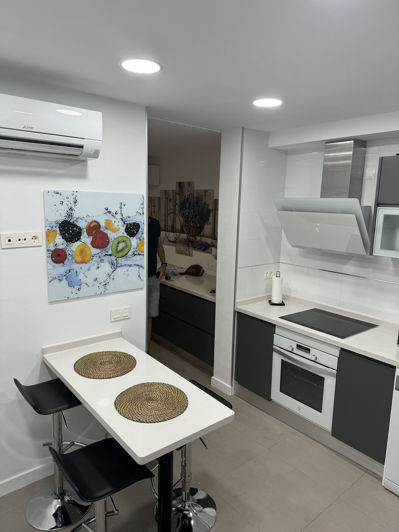 Image No.12-3 Bed Townhouse for sale