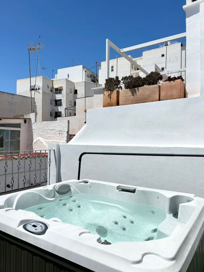 Image No.15-3 Bed Townhouse for sale