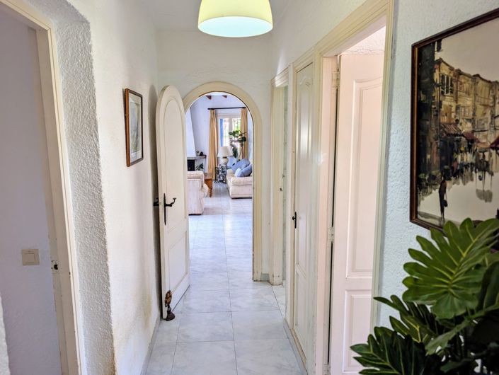 Image No.27-3 Bed Villa for sale