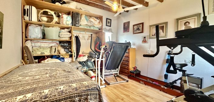 Image No.10-4 Bed Townhouse for sale