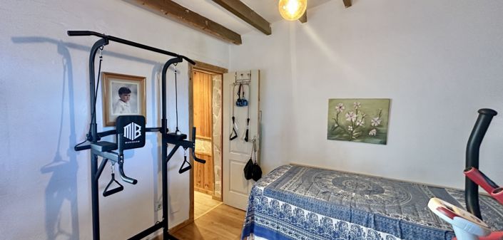 Image No.12-4 Bed Townhouse for sale