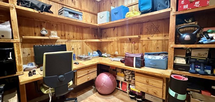 Image No.22-4 Bed Townhouse for sale