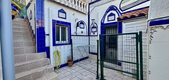 Image No.28-4 Bed Townhouse for sale