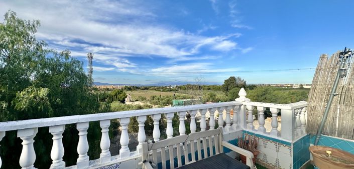 Image No.35-4 Bed Townhouse for sale