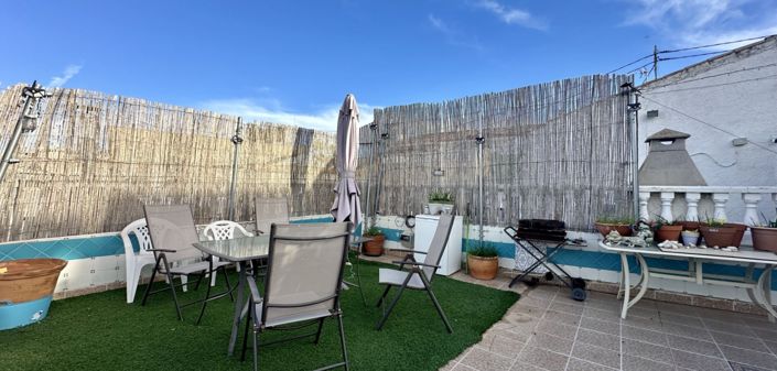 Image No.37-4 Bed Townhouse for sale