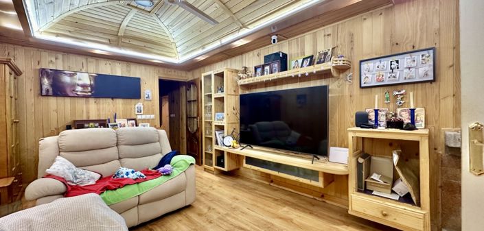 Image No.4-4 Bed Townhouse for sale