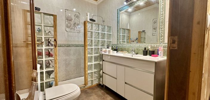 Image No.5-4 Bed Townhouse for sale