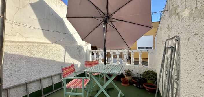 Image No.8-4 Bed Townhouse for sale