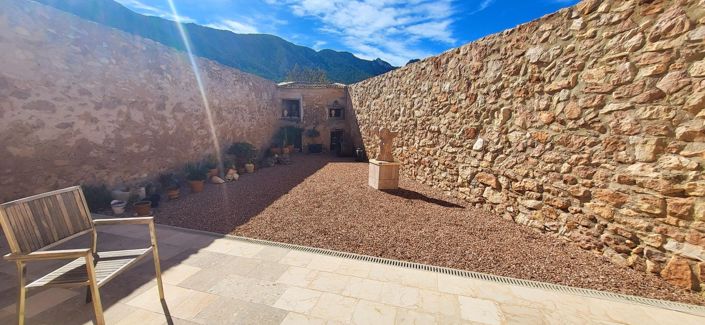 Image No.8-2 Bed Villa for sale