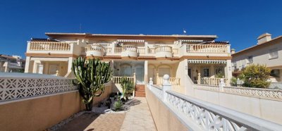 Maison de ville de 2 chambres à vendre à Ciudad Quesada