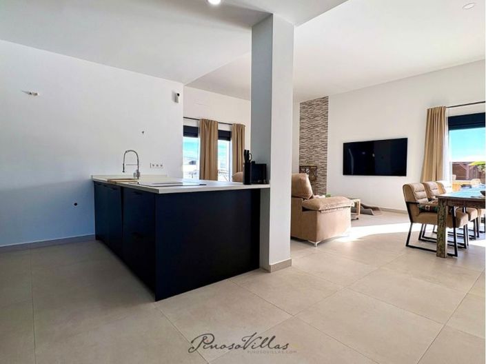 Image No.22-4 Bed Villa for sale