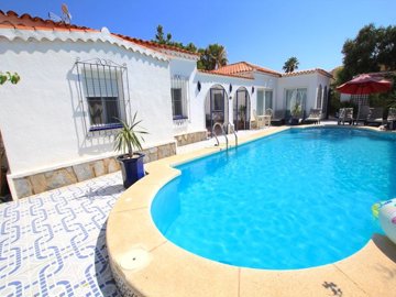 5 Bed Villa for sale