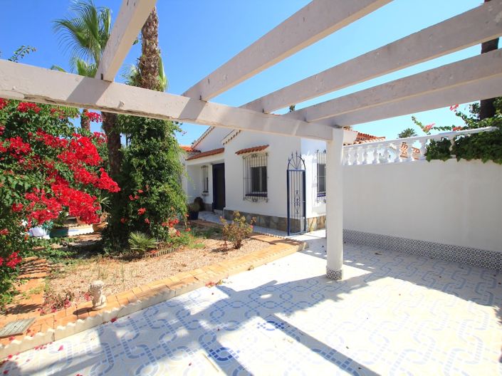 Image No.38-5 Bed Villa for sale