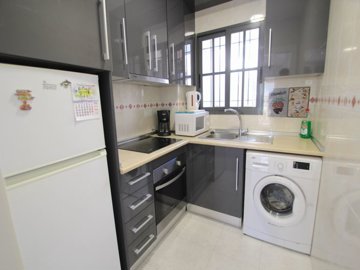 49162charming2bedroomgardenapartmentclosetopu
