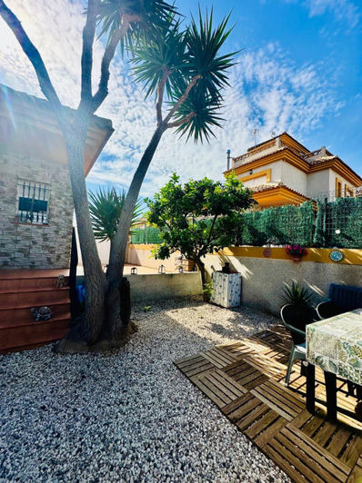 Image No.18-3 Bed Villa for sale