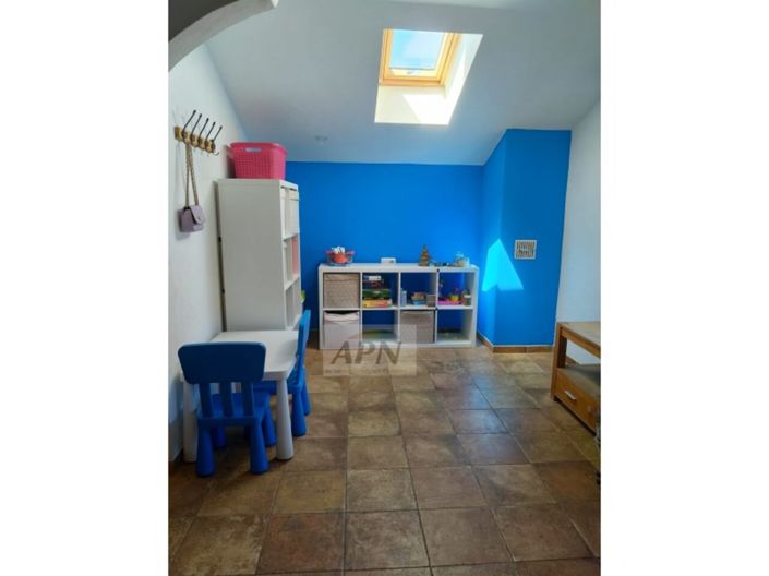 Image No.18-2 Bed Country House for sale